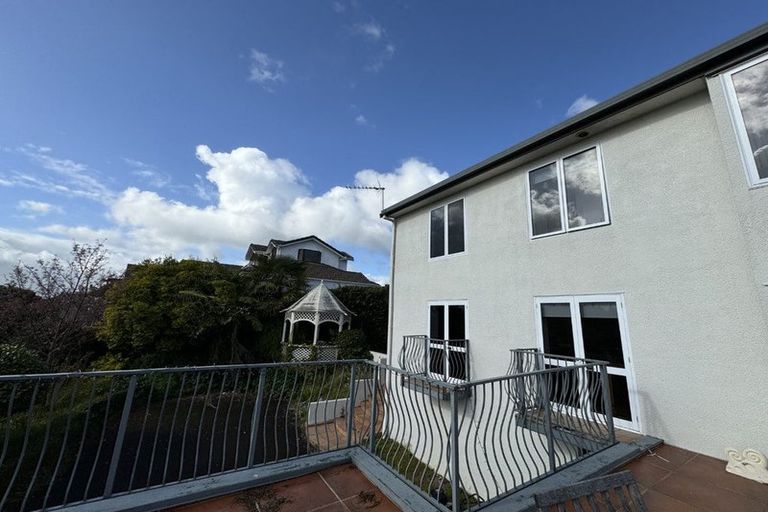 Photo of property in 152 Lake Crescent, Hamilton Lake, Hamilton, 3204