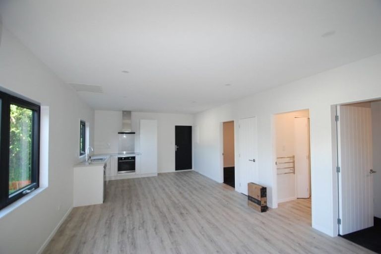 Photo of property in 6a Rangiora Avenue, Kaiwharawhara, Wellington, 6035