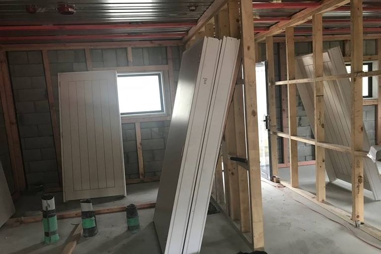 Photo of property in 80e Shakespeare Road, Waltham, Christchurch, 8023