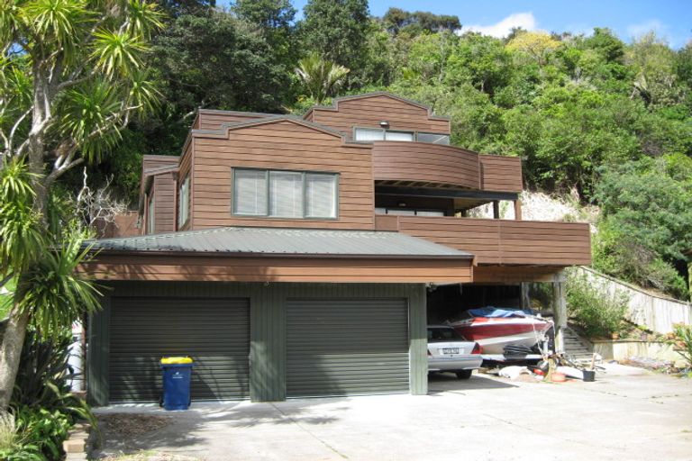 Photo of property in 23 Foster Avenue, Huia, Auckland, 0604