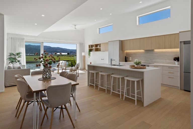 Photo of property in 16 Vanita Drive, Whitianga, 3510