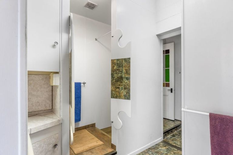 Photo of property in 300 Aberdeen Road, Gisborne, 4010