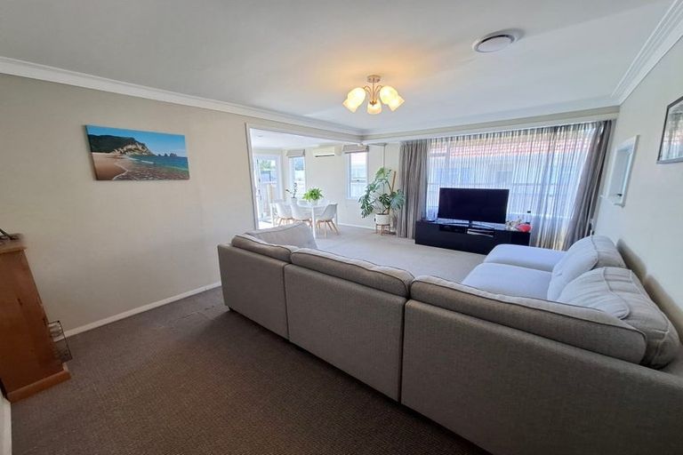 Photo of property in 21 Tarahua Road, Vogeltown, New Plymouth, 4310
