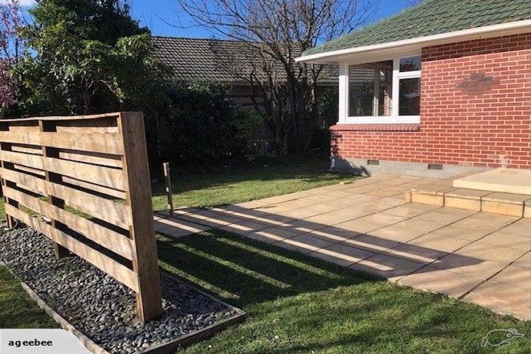 Photo of property in 26 Charlcott Street, Burnside, Christchurch, 8053