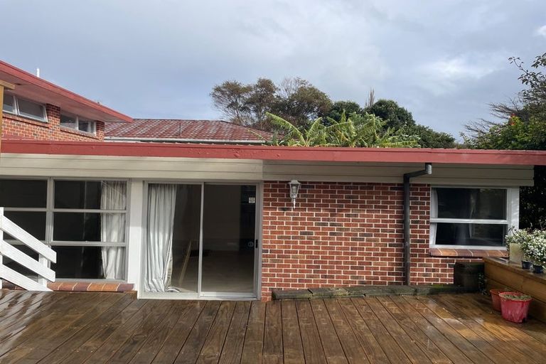 Photo of property in 1/30 Alamein Avenue, Belmont, Auckland, 0622