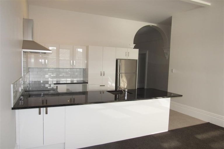 Photo of property in 67 Hawker Street, Mount Victoria, Wellington, 6011