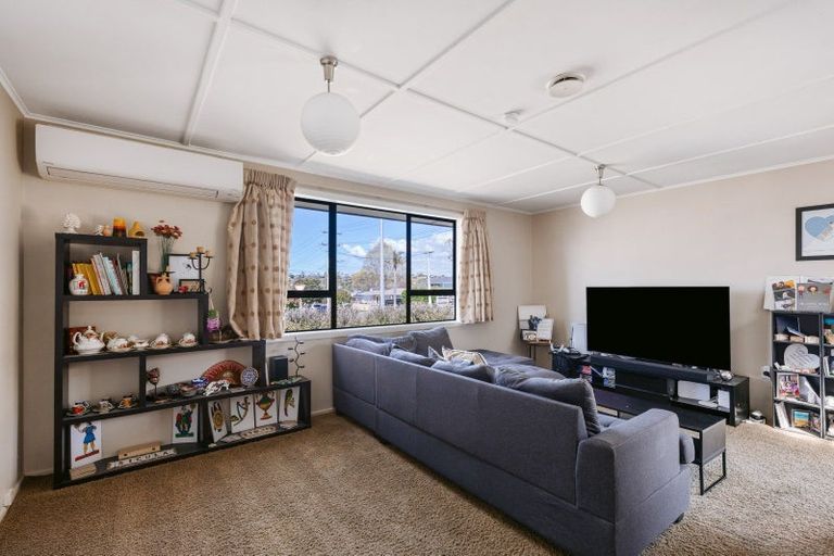 Photo of property in 33 Anne Road, Bellevue, Tauranga, 3110