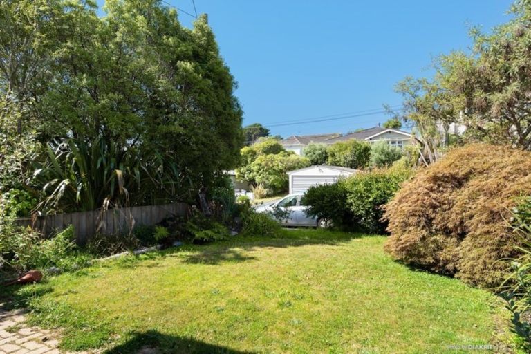 Photo of property in 67 Standen Street, Karori, Wellington, 6012