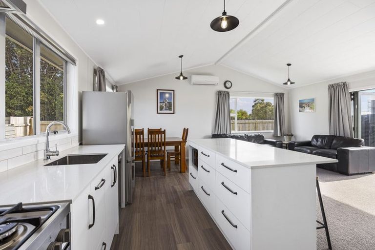 Photo of property in 39 Fairfield Road, Hawera, 4610