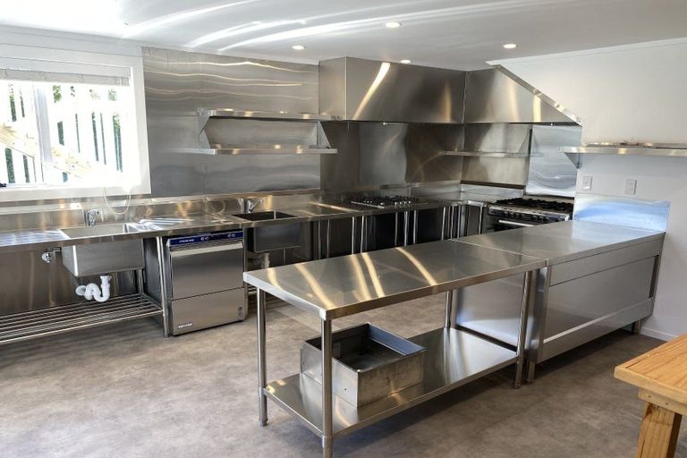 Photo of property in 23 Paparoa Road, Te Puna, Tauranga, 3174