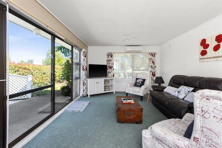 Photo of property in 3/33 Islington Place, Tamatea, Napier, 4112