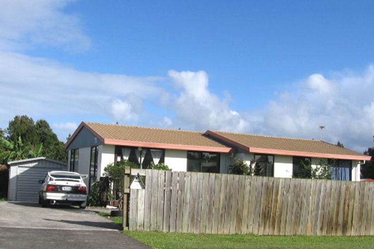 Photo of property in 3 Cameron Place, Ranui, Auckland, 0612