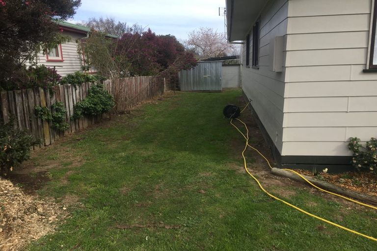Photo of property in 74 New York Street, Martinborough, 5711
