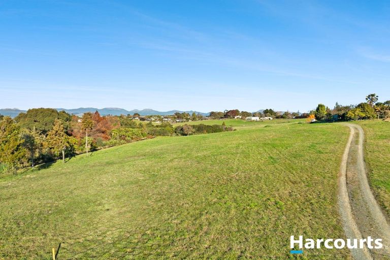 Photo of property in 166 Mapua Drive, Mapua, Upper Moutere, 7173