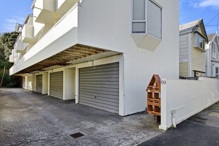 Photo of property in 69d Elizabeth Street, Mount Victoria, Wellington, 6011