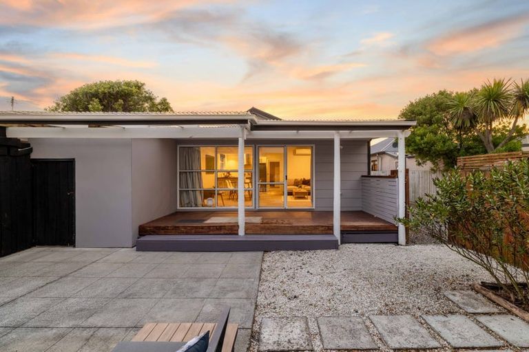 Photo of property in 257 Estuary Road, South New Brighton, Christchurch, 8062