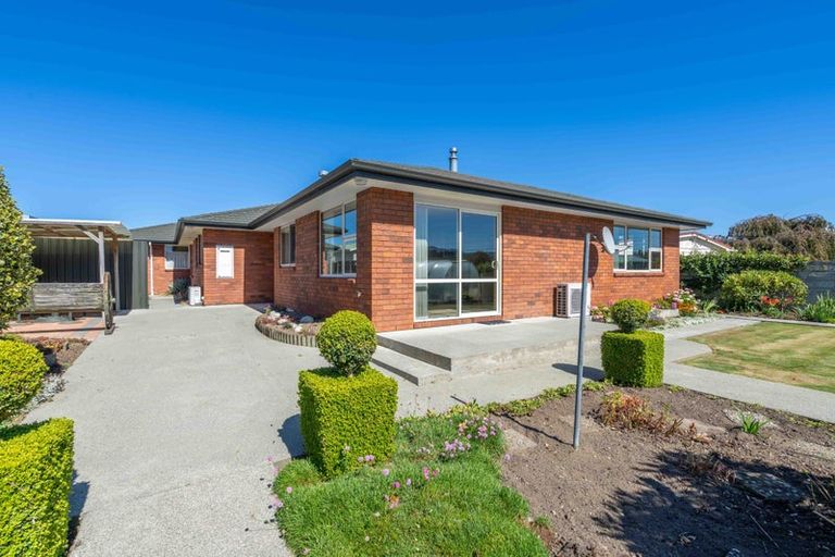 Photo of property in 115 Kitchener Street, Gore, 9710