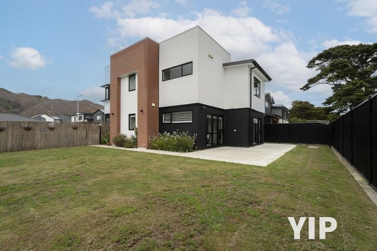Photo of property in 68 Mawai Hakona Drive, Wallaceville, Upper Hutt, 5018