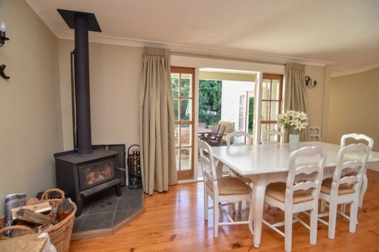 Photo of property in 269 High Street North, Carterton, 5713