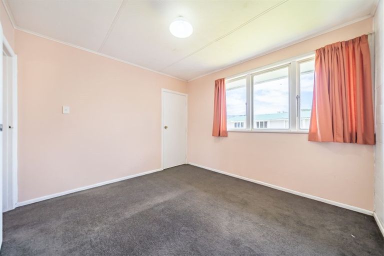 Photo of property in 4/6-8 Keys Street, Elderslea, Upper Hutt, 5018