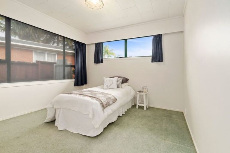 Photo of property in 21 Polandson Place, Opaheke, Papakura, 2113