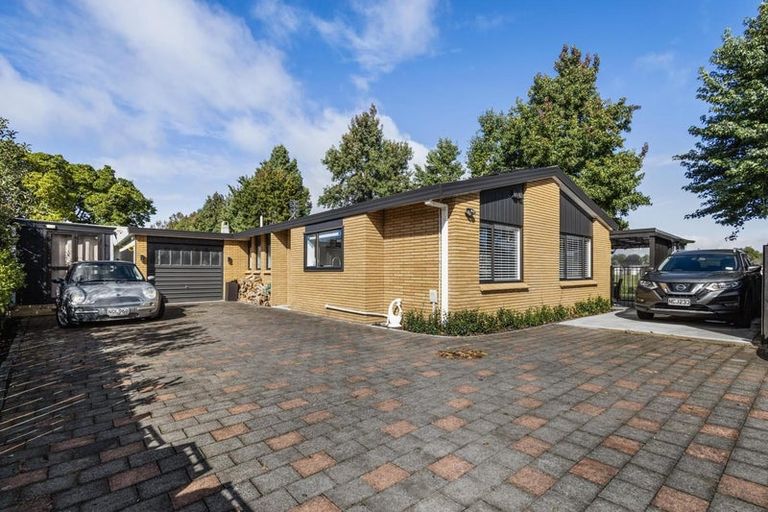 Photo of property in 163a Victoria Street, Cambridge, 3434