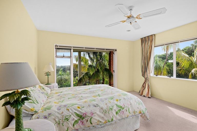 Photo of property in 19 Puriri Place, Sandspit, Warkworth, 0982