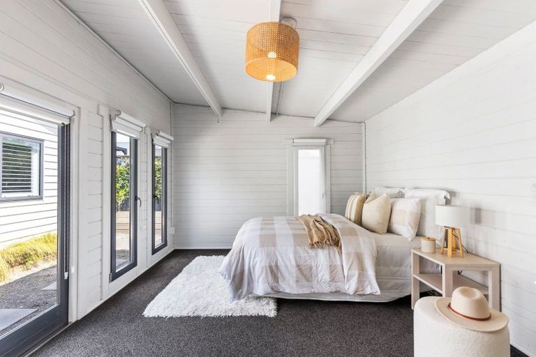 Photo of property in 11 Poplar Grove, Ebdentown, Upper Hutt, 5018