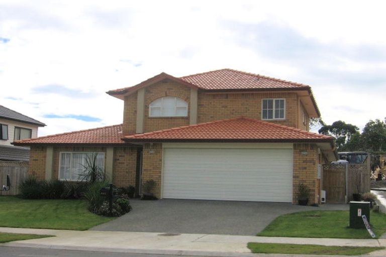 Photo of property in 32 Coachman Drive, Flat Bush, Auckland, 2016