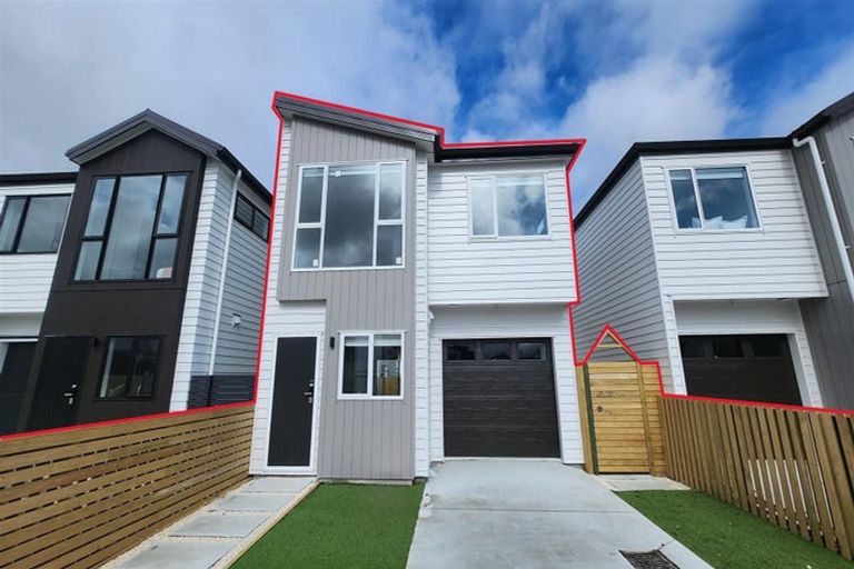 Photo of property in 61 Opoka Street, Papakura, 2110