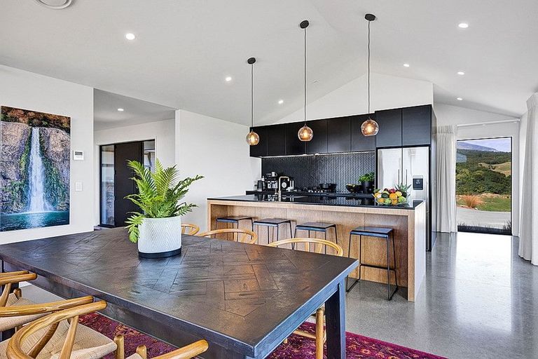 Photo of property in 791 Dover Road, Okato, New Plymouth, 4374