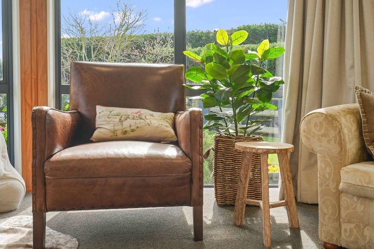 Photo of property in 295 Turuturu Road, Hawera, 4674