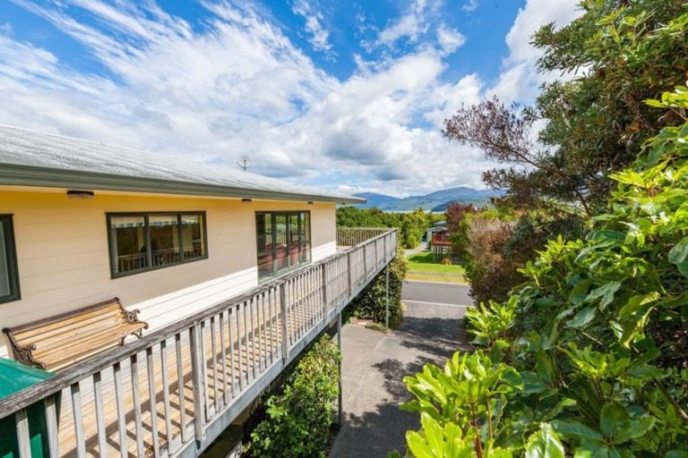 Photo of property in 5 Tawiri Place, Kuratau, Turangi, 3381