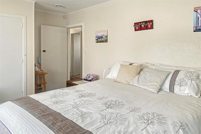 Photo of property in 35 Park Road, Western Heights, Rotorua, 3015