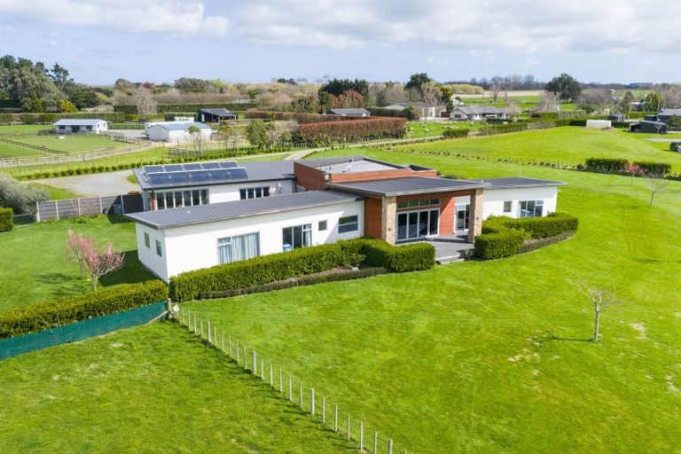Photo of property in 171 Oroua Road, Kairanga, Palmerston North, 4475