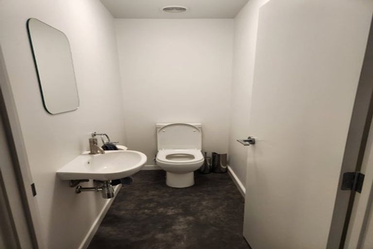 Photo of property in 9 Fitzwater Place, Henderson, Auckland, 0612