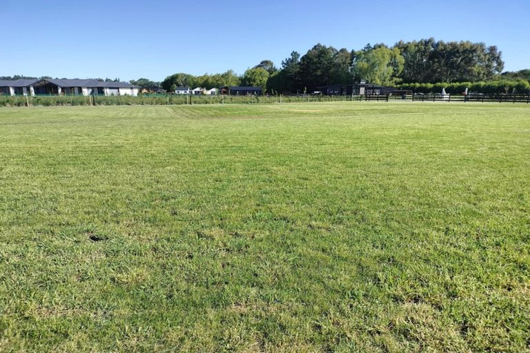 Photo of property in 19 Orbiter Drive, Ohoka, 7692