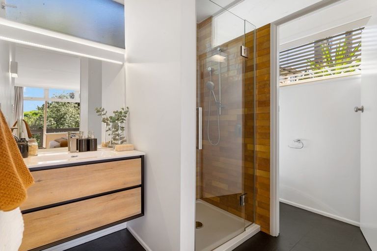 Photo of property in 12 Felton Mathew Avenue, St Johns, Auckland, 1072