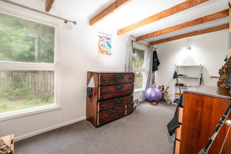 Photo of property in 6 Estuary Street, Makara Beach, Karori, 6972