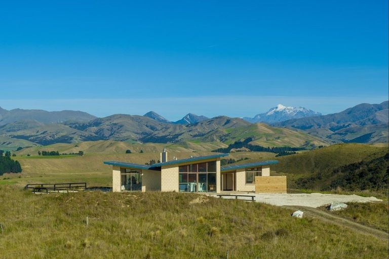 Photo of property in 6886 State Highway 1, Ward, Seddon, 7285