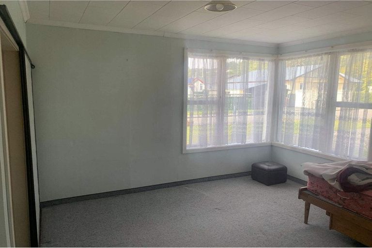 Photo of property in 3 Kowhai Street, Karoro, Greymouth, 7805