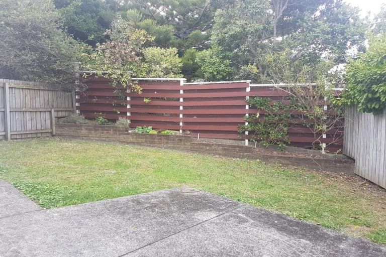 Photo of property in 19 Anne Road, Hillcrest, Auckland, 0627