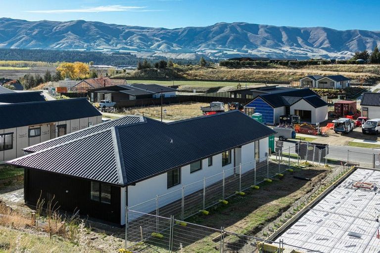 Photo of property in 40 Atkins Road, Luggate, Wanaka, 9382