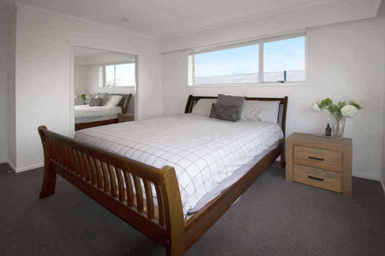 Photo of property in 12 Harriet Place, Spotswood, New Plymouth, 4310