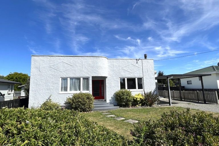 Photo of property in 8 Mckenzie Terrace, Carterton, 5713