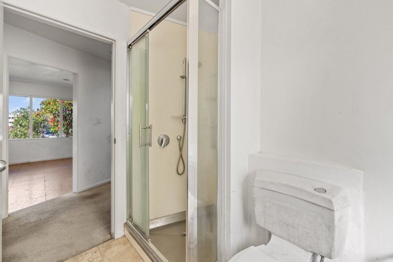 Photo of property in 3 Pentland Place, Highlands Park, New Plymouth, 4312