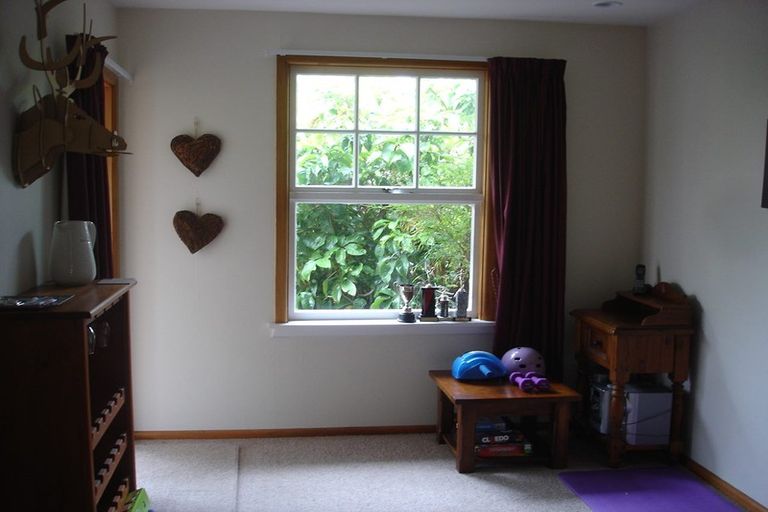 Photo of property in 10 Ferniehurst Street, Somerfield, Christchurch, 8024