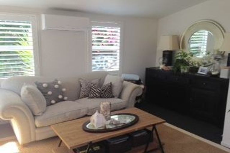 Photo of property in 3/17 Church Street, Devonport, Auckland, 0624