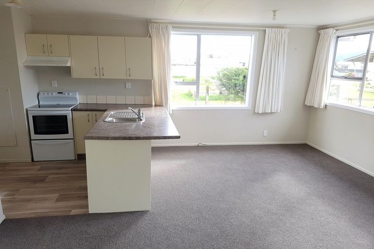 Photo of property in 51 Main Road, Harihari, 7884