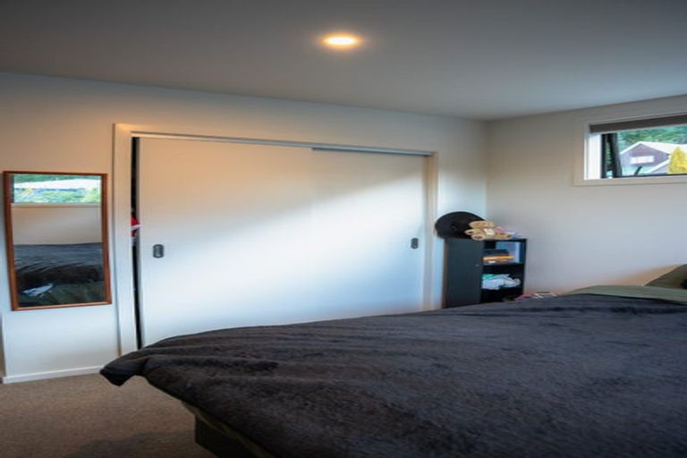 Photo of property in 16 Lochy Road, Fernhill, Queenstown, 9300